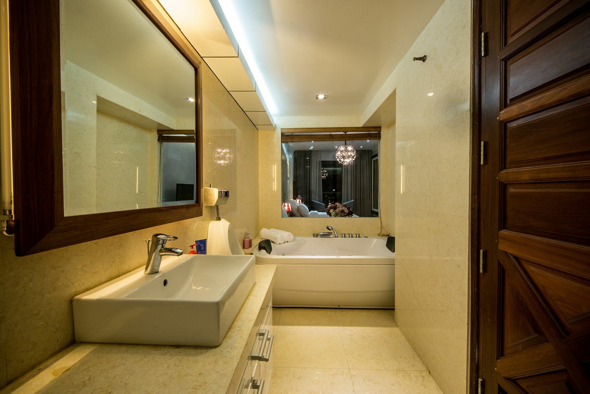 New Gate Apartment Hanoi Exterior photo